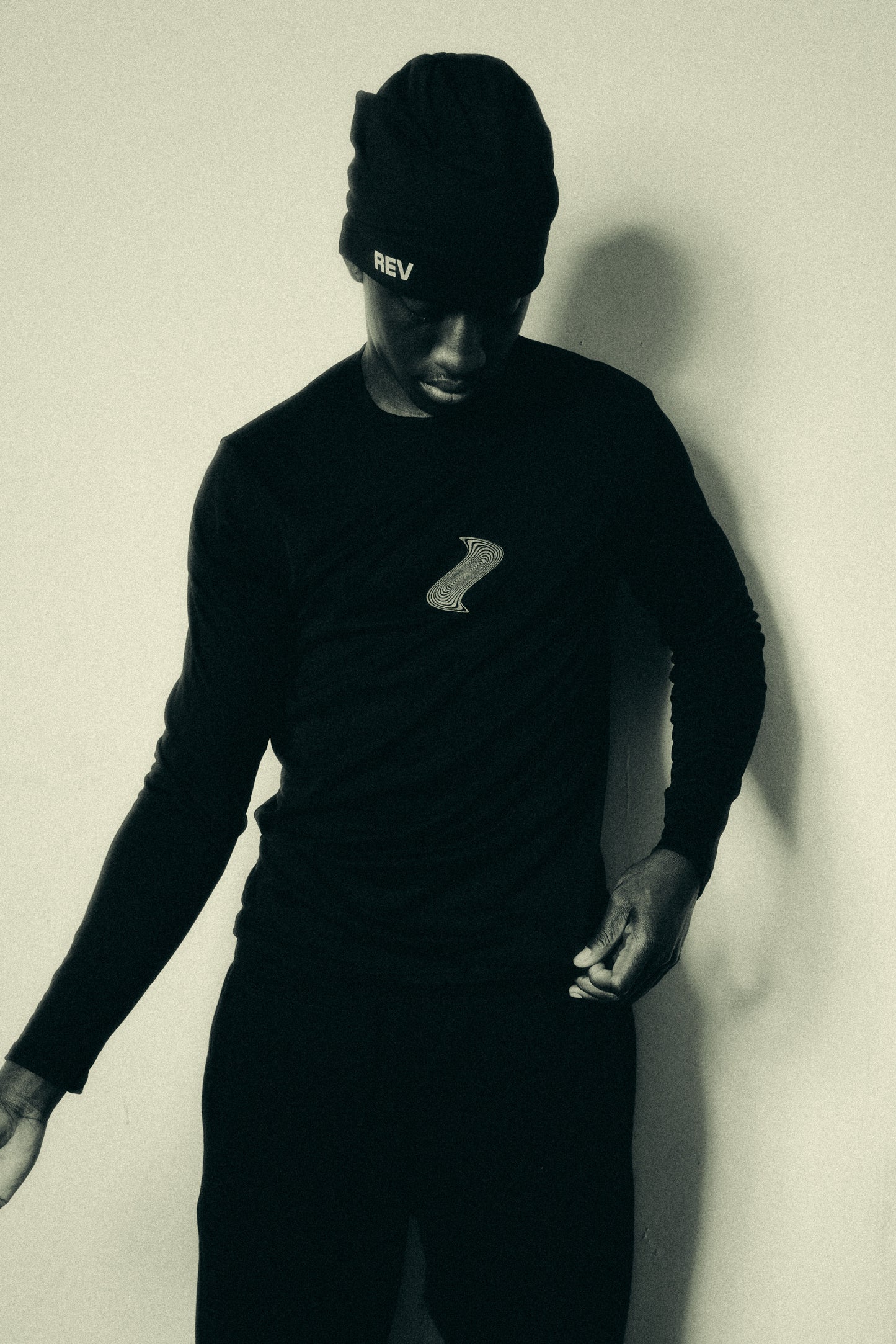 PERFORMANCE LONG SLEEVE (BLACK)