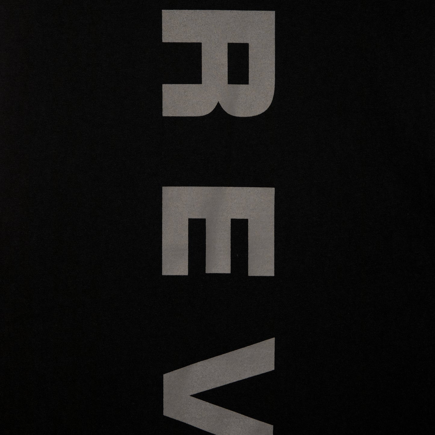 REV SLEEVELESS TEE (BLACK)
